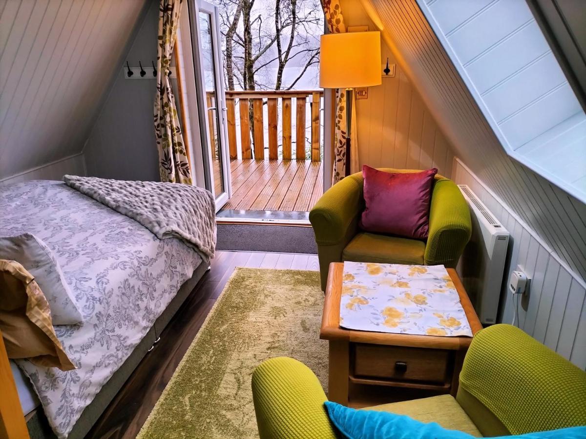 Glenfinnan Retreats, Ash Cabin Exteriör bild
